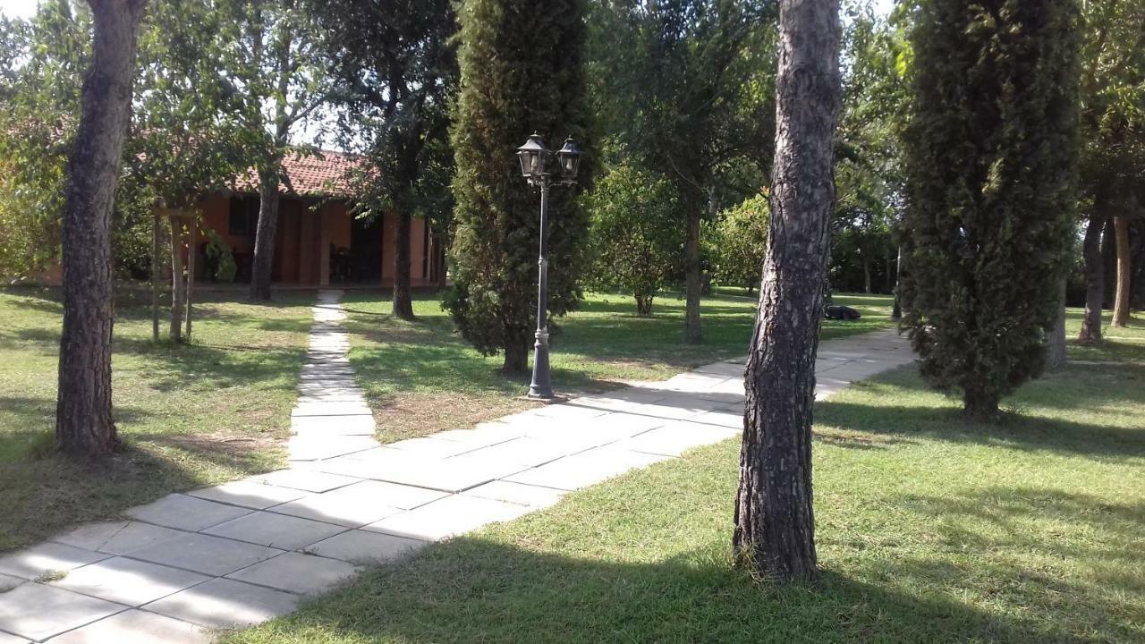 Le Tamerici Guest House Principina Terra Exterior photo
